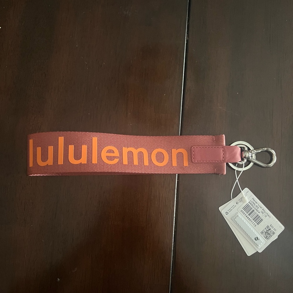 Lululemon Never Lost Key Chain